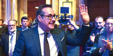 Rauchverbot-Aus: So jubelt Strache