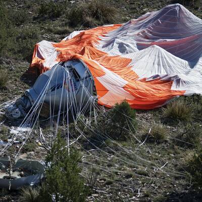 Wegen Windes wurde Baumgartners Sprung abgebrochen.