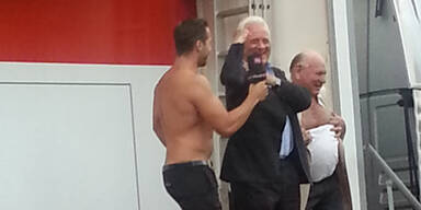 Stronach setzt erneut auf nackte Haut