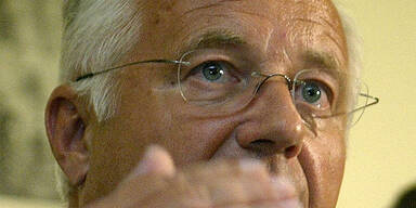 RHI-Chef schlie&szlig;t Zusperren von Werken nicht aus