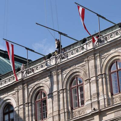 Stunt-Crew probt bei der Oper 