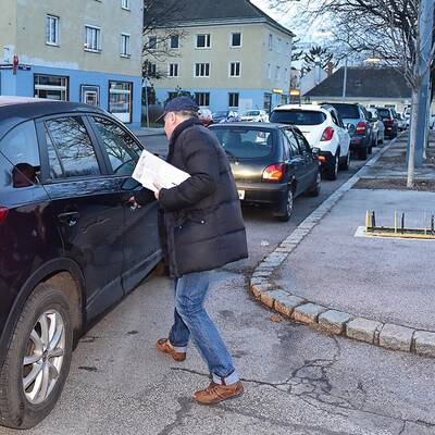 Strasser auf dem Weg zur Arbeit