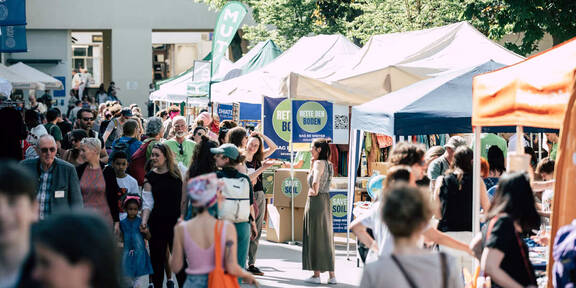 Südwind-Straßenfest verzaubert Wien