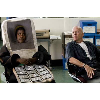 Cop Out - Geladen und Entsichert