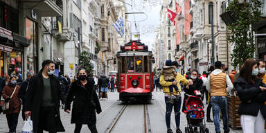 T&uuml;rkei lockert Beschr&auml;nkungen nach hartem Lockdown