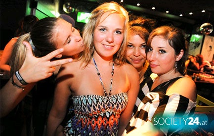 Tuesday 4 Club im U4