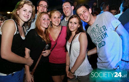 Tuesday 4 Club im U4