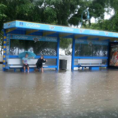 Die Flutwelle in Brisbane