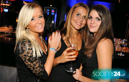 Tuesday4 Club im U4