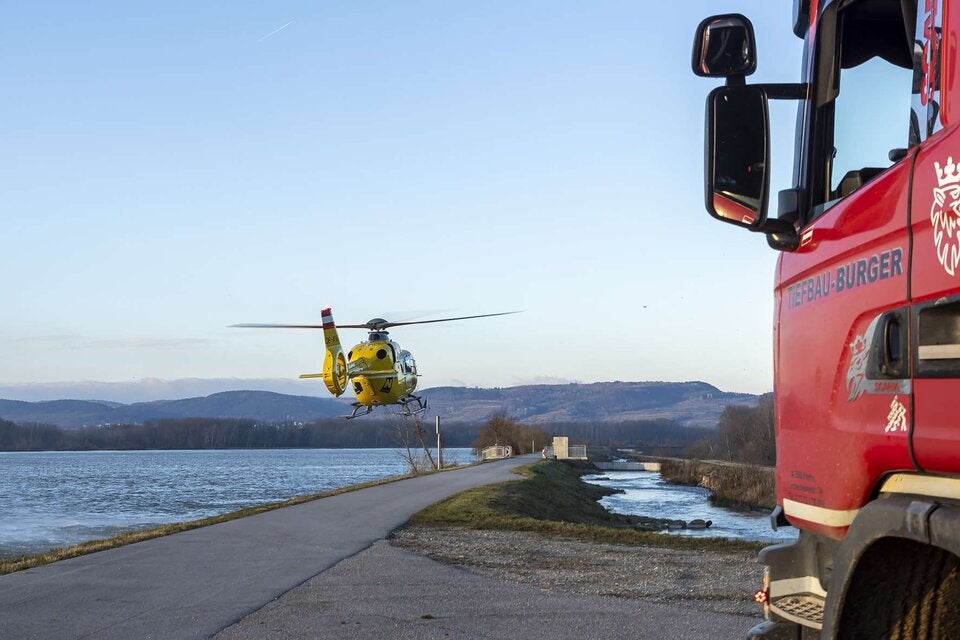 Spaziergänger rettete Frau aus Donau
