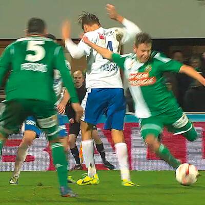 Die Bilder zum Taboga-Foul an Schaub