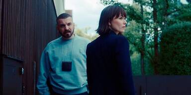 Die Ex-Freundin des Kommissars bittet die Ermittler:innen um Hilfe.