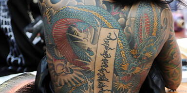 Tattoos bewundern auf der Tattoo Convention