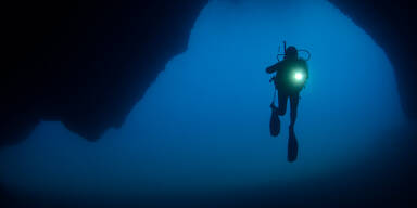 "Übermenschlich" - Taucher überlebt völlig alleine fünf Tage unter Wasser