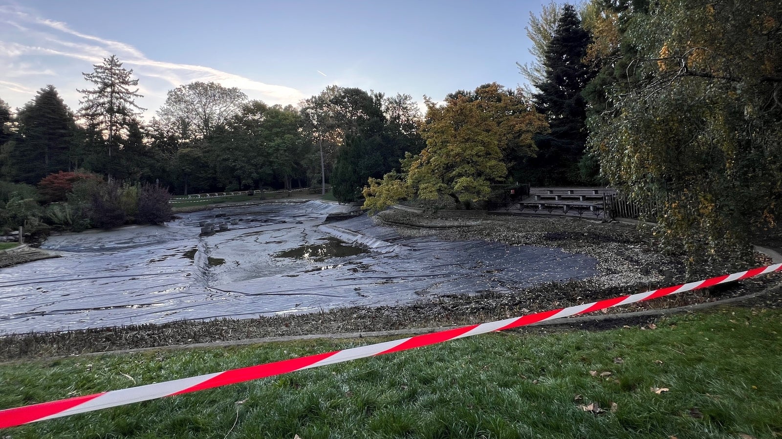 Auf einmal war der Teich weg oe24.at