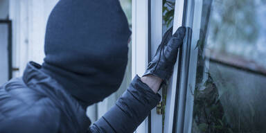 Sparb&uuml;cher und Geld aus Pfarrb&uuml;ro gestohlen