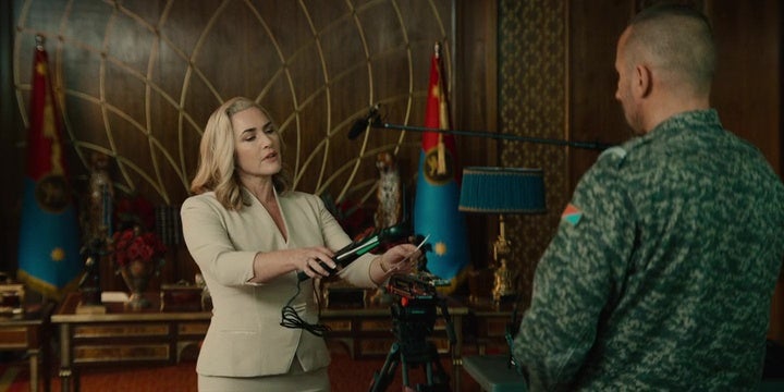 The Regime: 1. Blick auf die Wien-Serie von Kate Winslet
