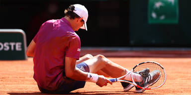 Dominic Thiem bei den French Open am Boden