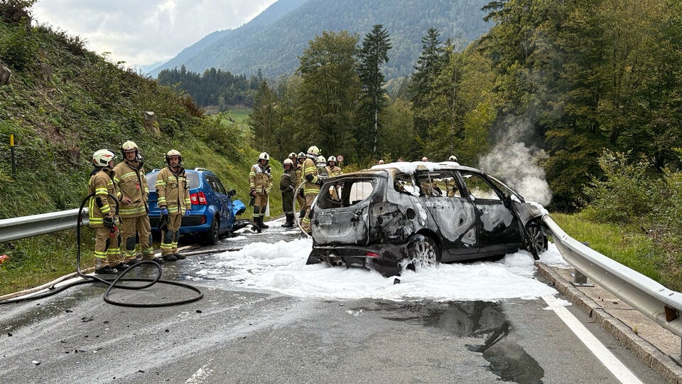 Fahrzeugbrand Thiersee Tirol