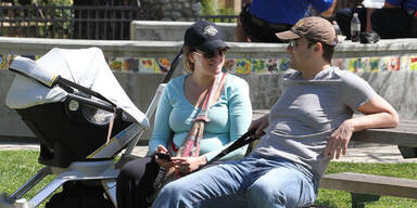 Schwangerer Mann trennt sich von Ehefrau