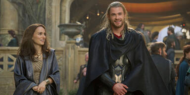 Chris Hemsworth rettet als Thor die Welt
