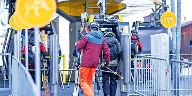 Tiroler Ski-Orte: Angst vor S&uuml;dafrika-Mutation |Skilift-Stopp: Wiederinfektion durch Variante?