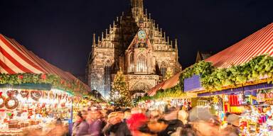 Gl&uuml;hwein, Lichter, Kurztrip: Die besten Weihnachtsm&auml;rkte f&uuml;r spontane Reisen