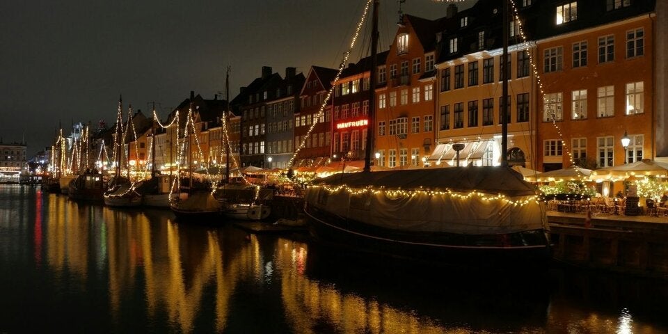 Glühwein, Lichter, Kurztrip: Die besten Weihnachtsmärkte für spontane Reisen