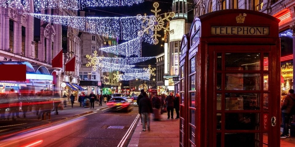 Glühwein, Lichter, Kurztrip: Die besten Weihnachtsmärkte für spontane Reisen