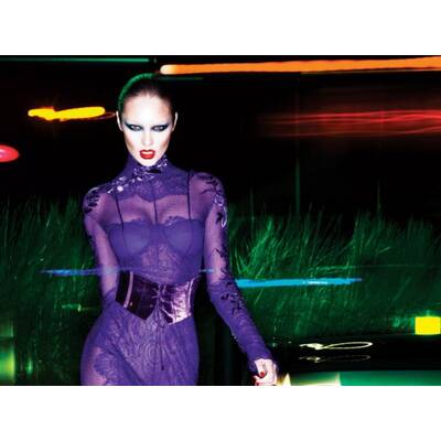 Candice Swanepoel in neuem Look