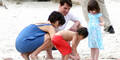 Tom Cruise, Katie Holmes & Suri am Strand 468