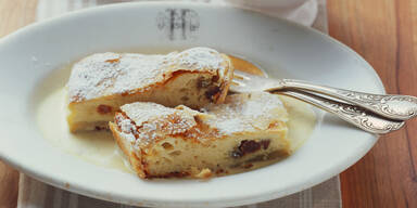 Topfenstrudel-Vanillesauce