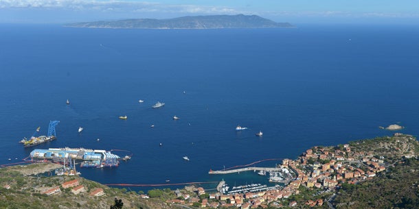Costa Concordia wird geborgen