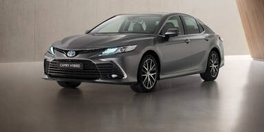 Toyota verpasst dem Camry ein Facelift