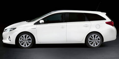 Toyota Auris Kombi und Verso Facelift
