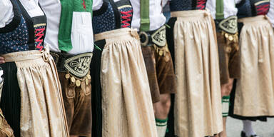 Trachtenladen verweigert Geimpften den Zutritt