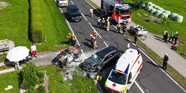 Frontalcrash Pkw Gegen Traktor