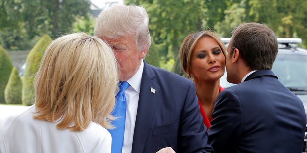 Trump Macron Ehefrauen Paris