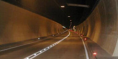 Tunnel_web