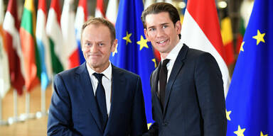 Tusk fasst Brexit-Gipfel im November ins Auge