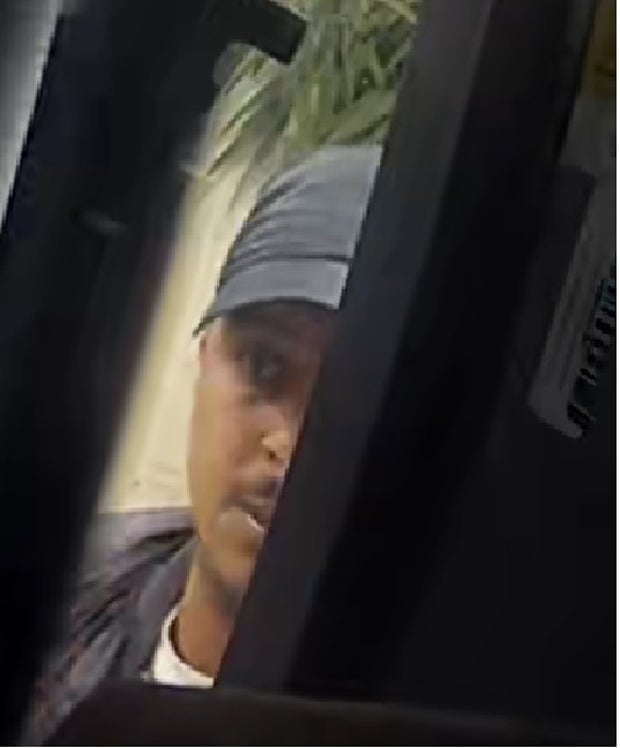 Fahndung nach Unbekanntem: Krankenhaus-Snack-Automaten ausgeräumt