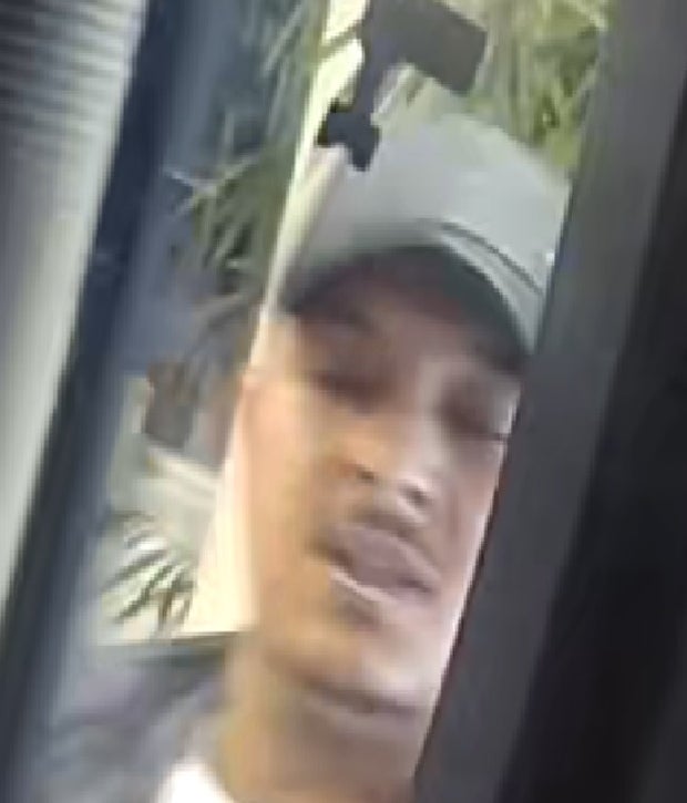 Fahndung nach Unbekanntem: Krankenhaus-Snack-Automaten ausgeräumt