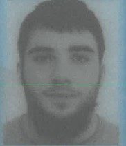 Mit gestohlenen Identitäten Bankkonten eröffnet: Jagd nach Betrüger-Ring