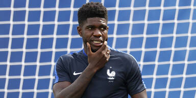 Barca holt neuen Innenverteidiger