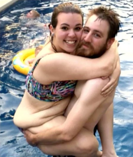 Mutter postet Bikini-Foto – doch ein Detail versetzt das Netz in Aufruhr