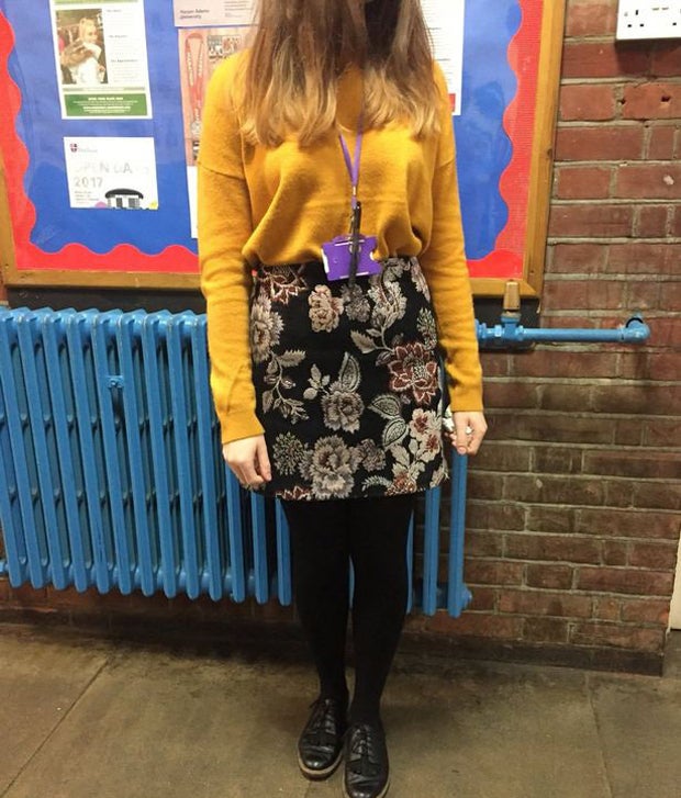 17-Jährige wird der Schule verwiesen – wegen dieses Outfits