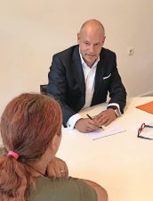 4-Jähriger stürzt aus 7.Stock – Justiz klagt an