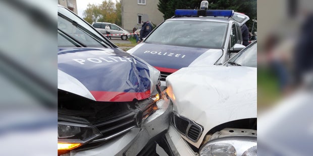 5 Polizisten bei wilder Verfolgungsjagd in NÖ verletzt