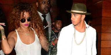 Rihanna & Lewis Hamilton vor dem 1 Oak in New York