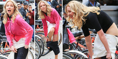 Katherine Heigl zieht sich auf der Stra&szlig;e um